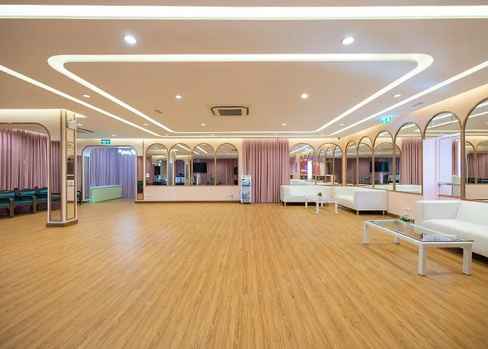 Rama Hotel 3*